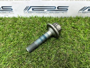 Болт шкива коленвала m272 Mercedes X164 GL-Class GL-класс A0069907004
