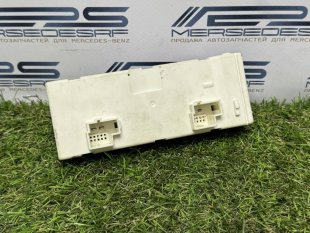 Блок управления крышкой багажника Mercedes W213 GL-Class GL-класс A2139000500