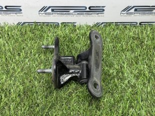 Петля двери передняя правая Mercedes W222 Maybach S-класс A2227205201