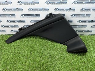 Обшивка задней стойки левая Mercedes W222 Maybach S-класс A2226826900