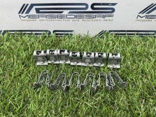 Клипса потолка Mercedes W222 Maybach S-класс A0999910170
