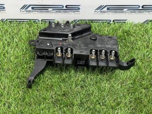 Блок предохранителей передний Mercedes W222 Maybach S-класс A2225402550