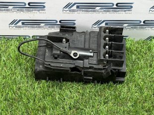 Блок предохранителей передний Mercedes W222 Maybach S-класс A2225402350