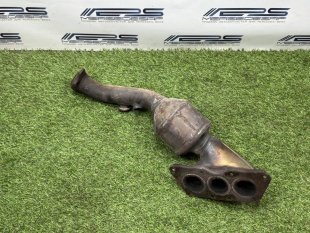 Выпускной коллектор правый m276 Mercedes W221 S-Class S-класс A2761404409