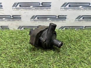 Дополнительная помпа охлаждения Mercedes X164 GL-Class GL-класс A2118350264