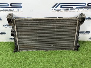 Радиатор охлаждения Мerсеdеs W447 Vito V-класс A4475010001