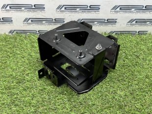 Кронштейн аккумулятора Mercedes W447 Vito V-класс A4475402640