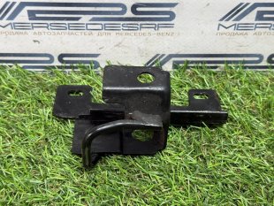 Механизм запирания сдвижной двери Mercedes W447 Vito V-класс A4477600141