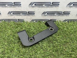 Накладка петли багажника левая Mercedes W447 Vito V-класс A4476951200