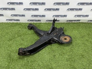 Рычаг задний правый Mercedes W447 Vito V-класс A4473505200