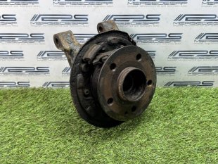 Кулак подвески задний правый Mercedes W447 Vito V-класс A4473505600