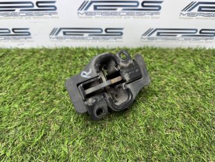 Замок капота правый Mercedes X164 GL-Class GL-класс A2038800060