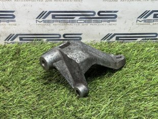 Кронштейн обводного ролика m642 Mercedes W166 ML-Class GLE-класс A6422340539