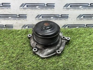 Помпа водяная m642 Mercedes W166 ML-Class GLE-класс A6422002101
