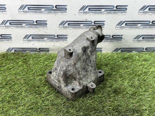 Опора двигателя правая m642 Mercedes W166 ML-Class GLE-класс A6422234204
