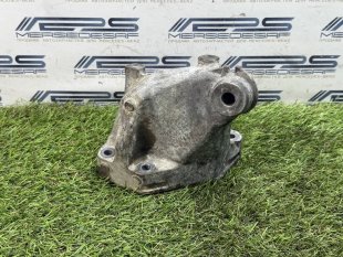 Опора двигателя левая m642 Mercedes W166 ML-Class GLE-класс A6422236304