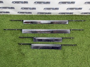 Накладки порогов Maybach W240 57/62 Maybach 57/62 Maybach 57 A2406800335