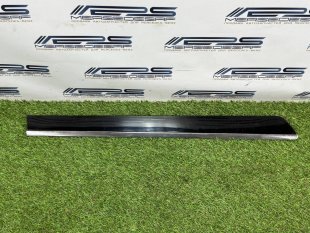 Молдинг задней правой двери Mercedes X164 GL-Class GL-класс A1646902862