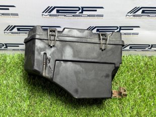 Корпус блока предохранителей Mercedes X164 GL-Class GL-класс A1645400624