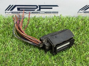 Фишкa блокa двигателя m278 Mеrсеdеs W222 S-Class S-класс A2205453428