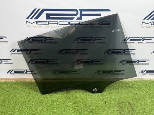 Стекло заднее правое Mercedes W251 R-Class R-класс A2517351010