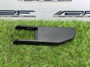 Накладка салазок левого сиденья Mercedes W251 R-Class R-класс A2519290343