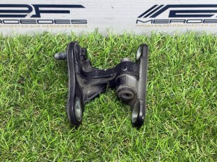 Петля двери задняя правая Mercedes W251 R-Class R-класс A2517200237