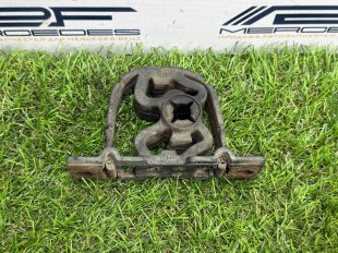 Кронштейн глушителя Mercedes W251 R-Class R-класс A2514920044