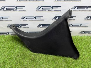 Обшивка передней стойки левая Mercedes W251 R-Class R-класс A2516800180