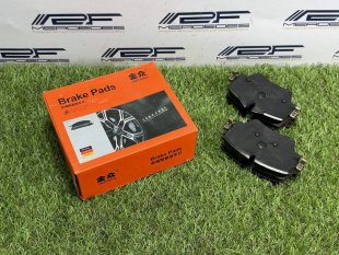 Комплект передних тормозных колодок BMW 34106860019 1 серия 34106860019