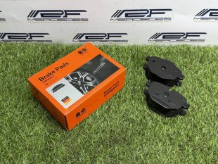 Комплект задних тормозных колодок BMW 34216862202 1 серия 34216862202