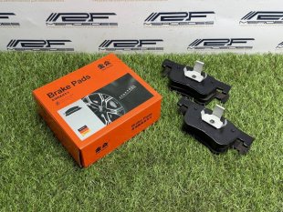 Комплект передних тормозных колодок BMW 34116858910 1 серия 34116858910