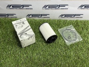 Фильтр масляный VAG 079115561J Q3 079115561J