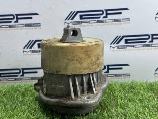 Подушка двигателя Mercedes W222 S-Class S-класс A2222404517