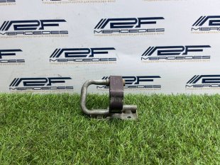Кронштейн глушителя левый Mercedes X164 GL-Class GL-класс A1644900137